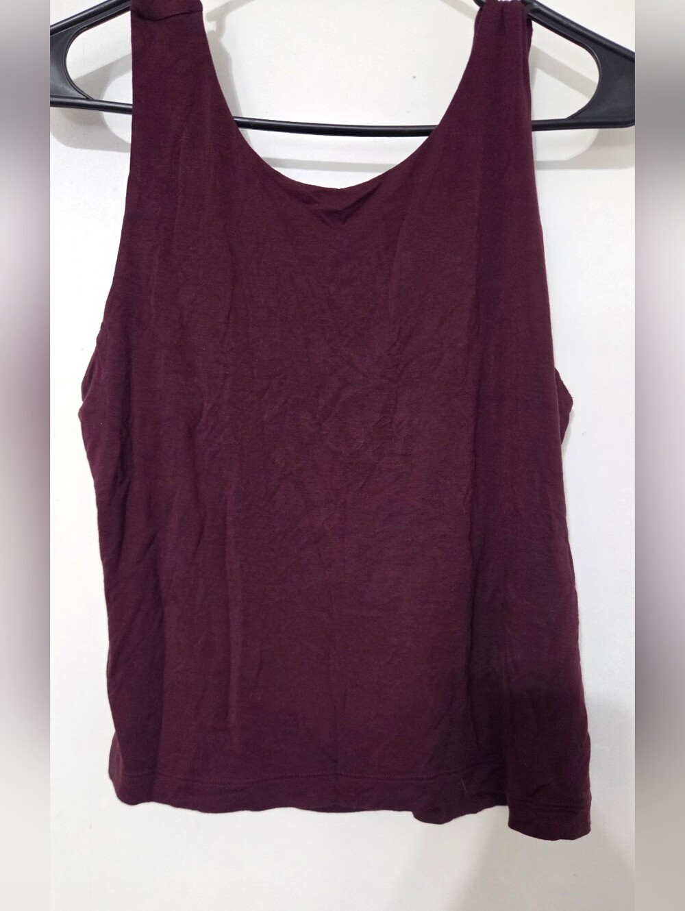 Banana Republic Burgundy Twist-Back Tank Top – Size L